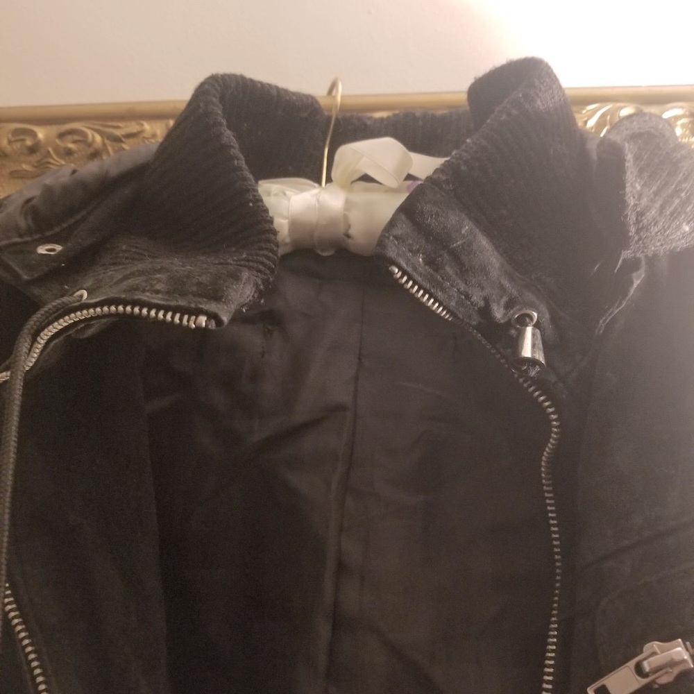 Jacket - Picture 4 of 4